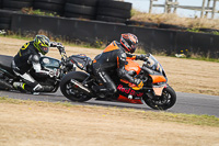 anglesey-no-limits-trackday;anglesey-photographs;anglesey-trackday-photographs;enduro-digital-images;event-digital-images;eventdigitalimages;no-limits-trackdays;peter-wileman-photography;racing-digital-images;trac-mon;trackday-digital-images;trackday-photos;ty-croes